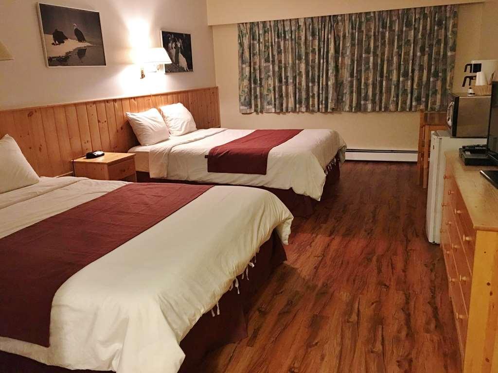 Canadas Best Value Inn- Riverview Hotel Whitehorse Szoba fotó