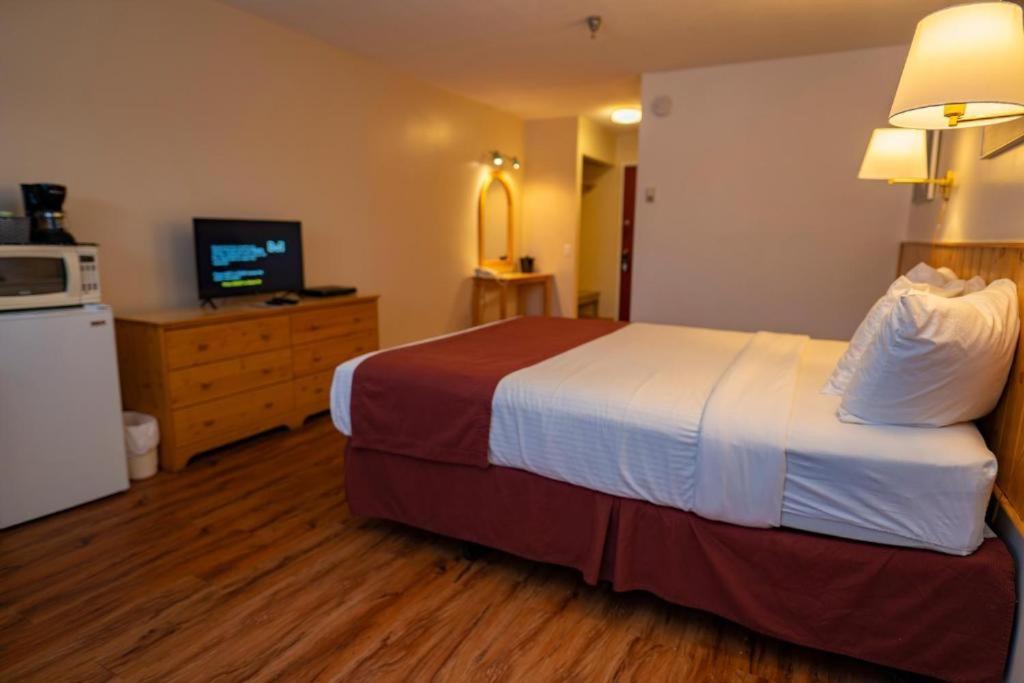 Canadas Best Value Inn- Riverview Hotel Whitehorse Kültér fotó